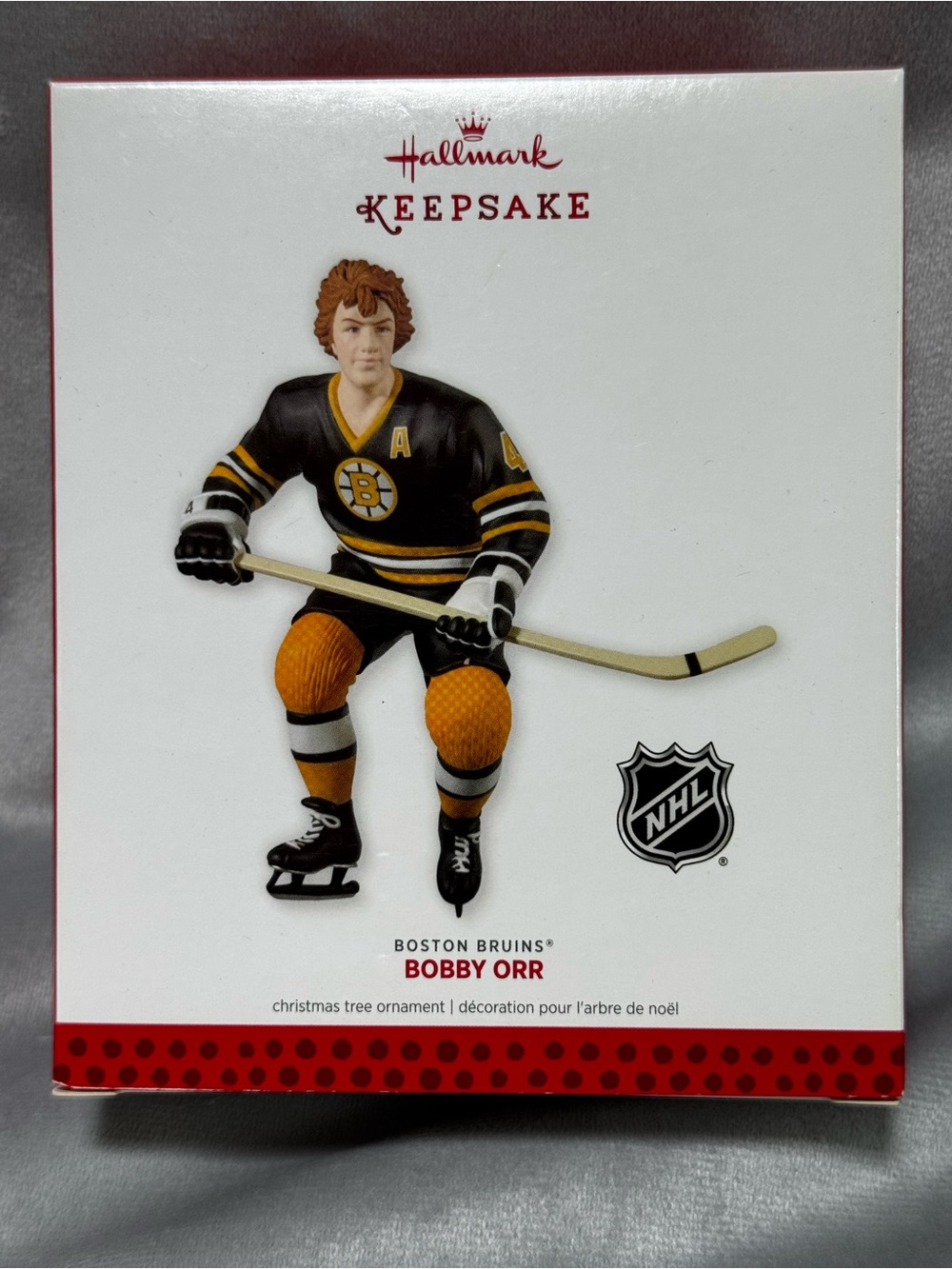 Hallmark Keepsake Boston Bruins Black and Gold Bobby Orr Ornament